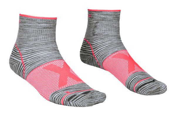 Alpinist Quarter Socks Women's